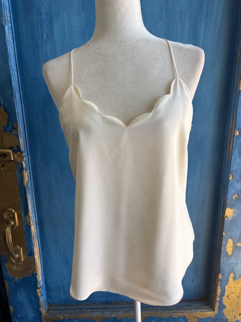 Scallop Trim Ivory Cami Tank Top